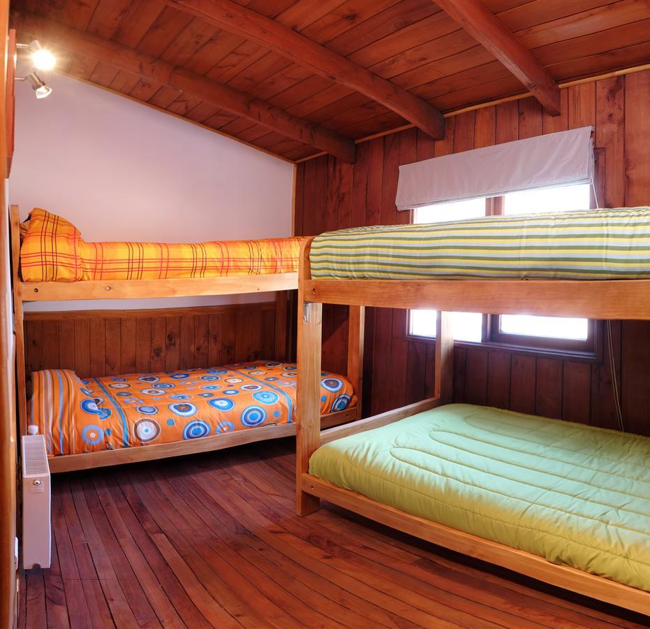 Rio Libre Pucon Party Hostel Exterior photo